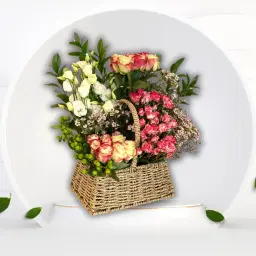 Color Harmony - Natural Rose Basket in White and Red